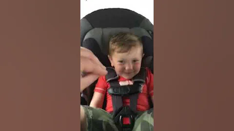 Hudson "stop looking at me swan!"