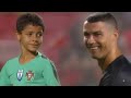 كريستيانو رونالدو يلعب مع أبنه في الملعب بعد مباراة الجزائر ضد البرتغال