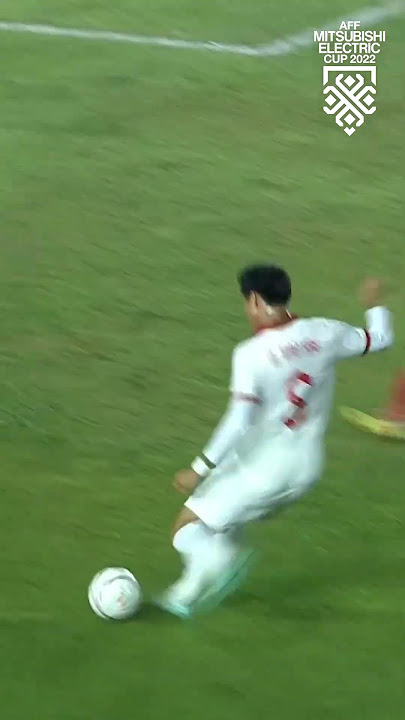 🎯 Nguyen Tien Linh's thumping header! #AFFMitsubishiElectricCup2022 | #BeTheGameChanger | #LAOvVIE
