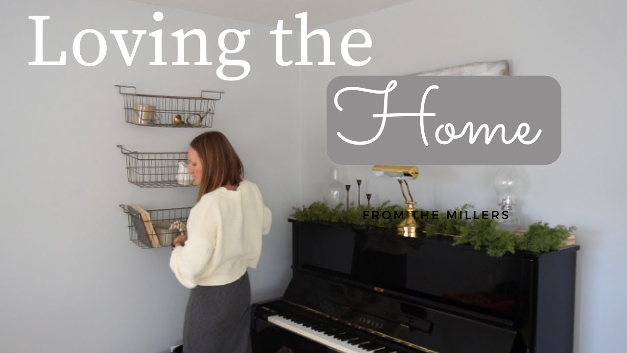 IS IT TOO EARLY | Being in the Home | Early Christmas decorating, cleaning & cooking