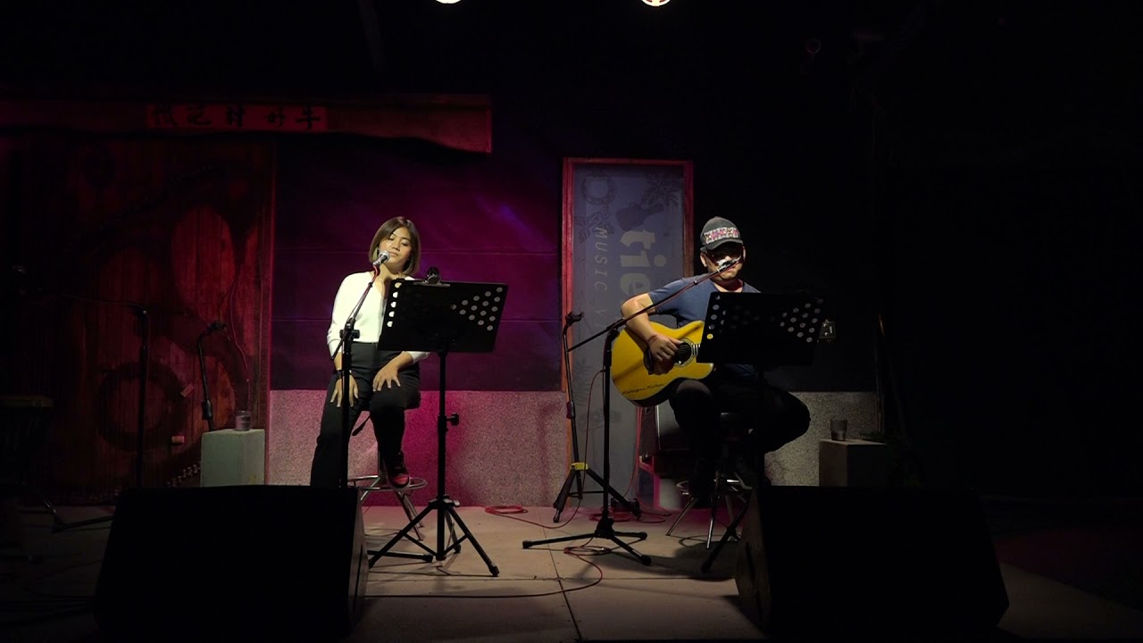 Смотреть «Vais 溫翠蘋/i3 Say Something(A Great Big World & Christina Aguilera)(鐵花村 2021.11.18.)» на YouTube Смотреть «Vais 溫翠蘋/i3 Say Something(A Great Big World & Christina Aguilera)(鐵花村 2021.11.18.)» на YouTube