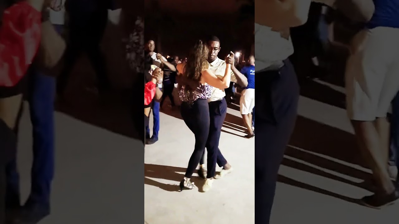 Laura & Nelson💃🕺🏿Beautiful dance @Kizomba na Rua 🎶 Luanda Angola 🇦🇴