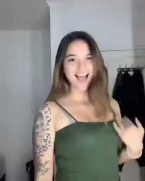 TIKTOK#CEWEK BERTATO CANTIK MULUS