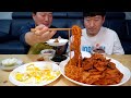 아버지께서 직접 요리하신 ~ 돼지고기 목살 넣은 묵은지찜!! (Braised Pork neck meat with aged Kimchi) 먹방!- Mukbang eating show