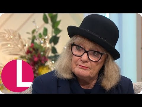 Radio 2 DJ Janice Long Pays Tribute to Her Brother Keith Chegwin | Lorraine