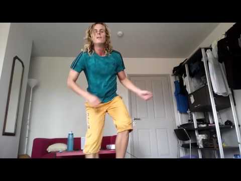 Awesome Aussie Dancing Guy