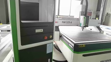 The heavy duty 1325 cnc router machine details show