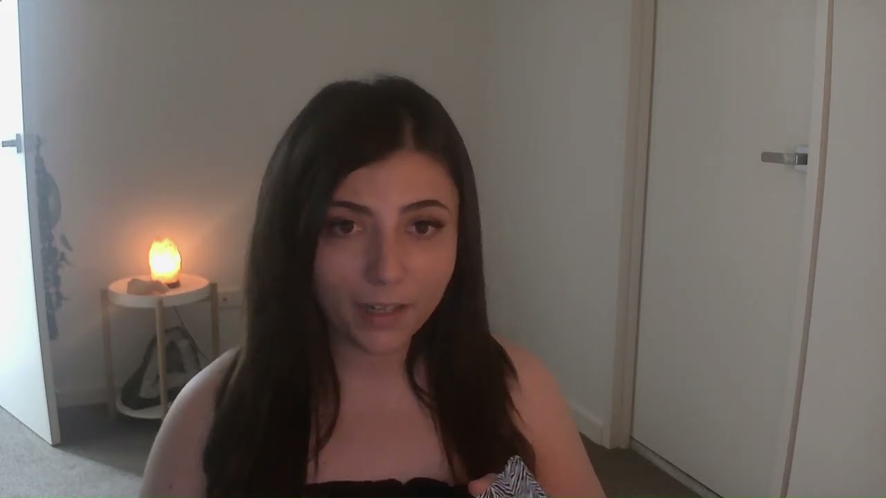 ТЫ ВИДИШЬ ДУШИ НАСКВОЗЬ, И ЭТО ПУГАЕТ ЛЮДЕЙ