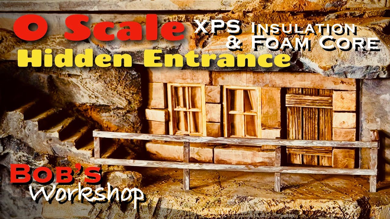 Горное убежище в масштабе O. Изготовлено из пенокартона, матового картона, дерева и пенополистиро...