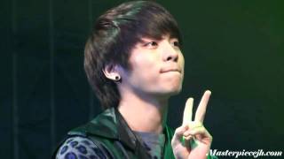 [fancam] 101120 SHINee cute jonghyun - Hello @ Supporting Concert for Examinees