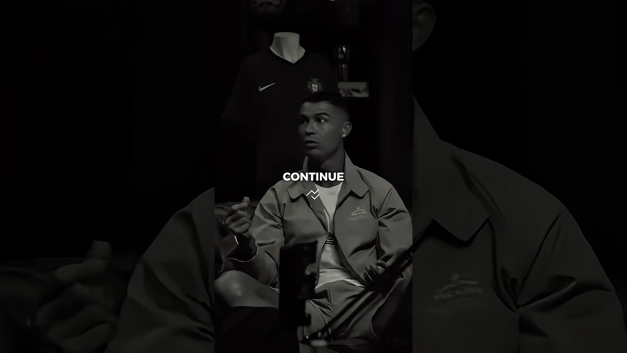 🎁 “The present is the best gift.” — Cristiano Ronaldo ⏳#CristianoRonaldo #LiveInTheMoment