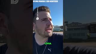 Menina Tenta Nadar Até Ilha