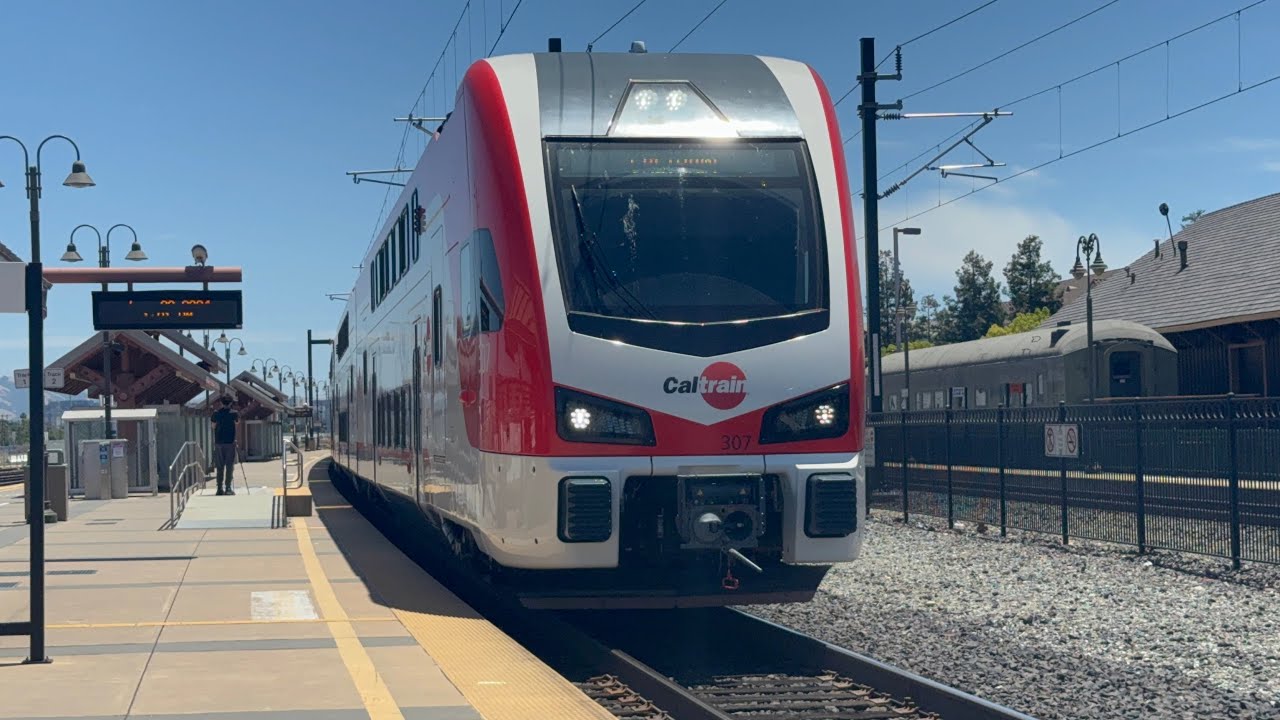 Caltrain Electric Test Weekend Action 2 - YouTube