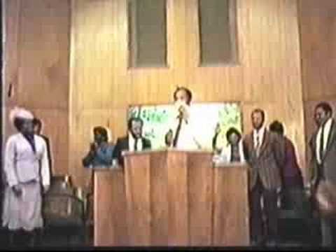 Bishop Ronald Brown preaching Don't Tie Up Heaven In 87