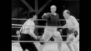 Charlie Chaplin - Boxing