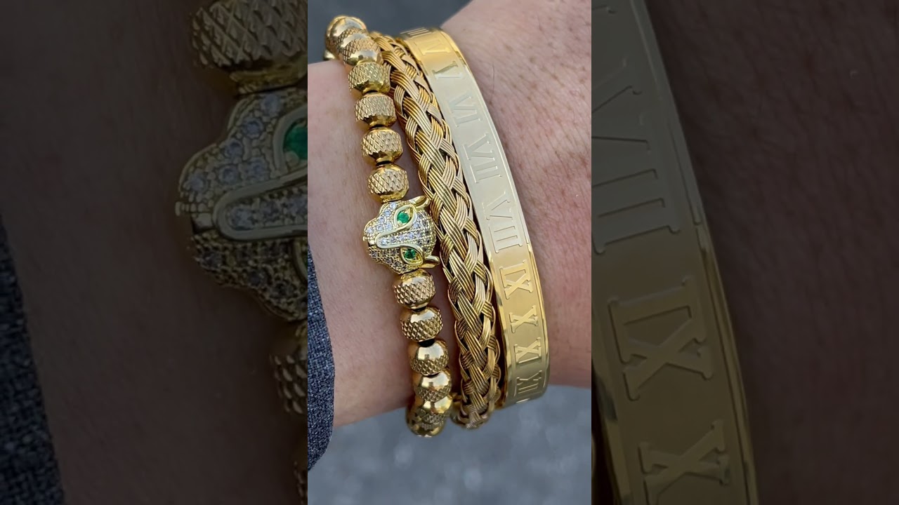 Jewelry Magic. Discover the art of wrist stacking. 💎
