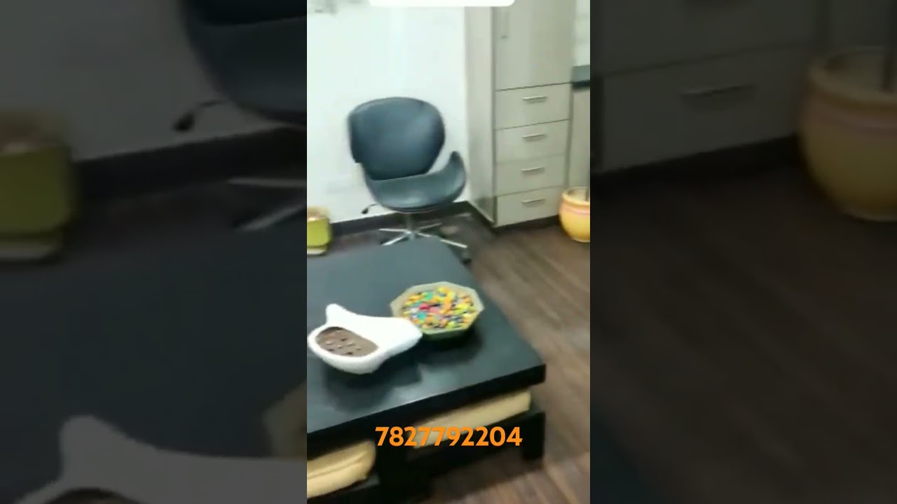 Furnished office ground floor available on rent 21k in Dwarka sector 23 📱 7827792204
