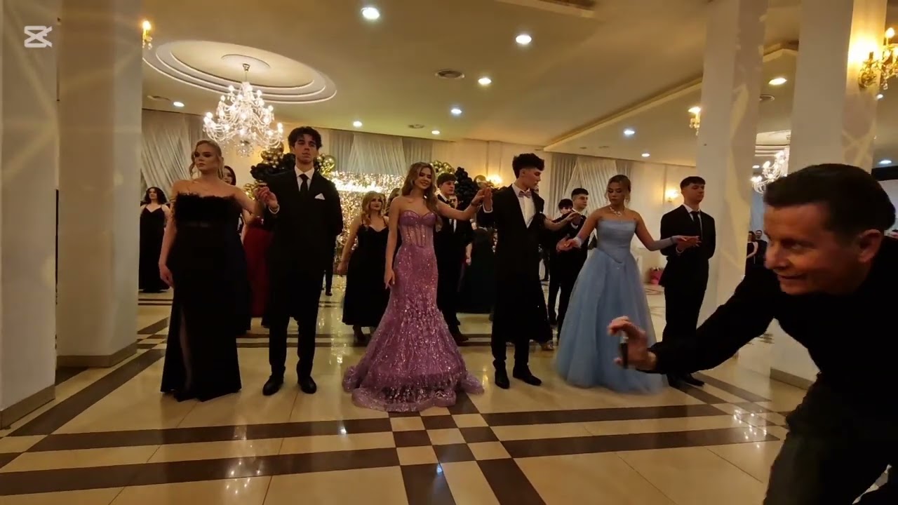 Studniówka klas IV III LO w Suwałkach