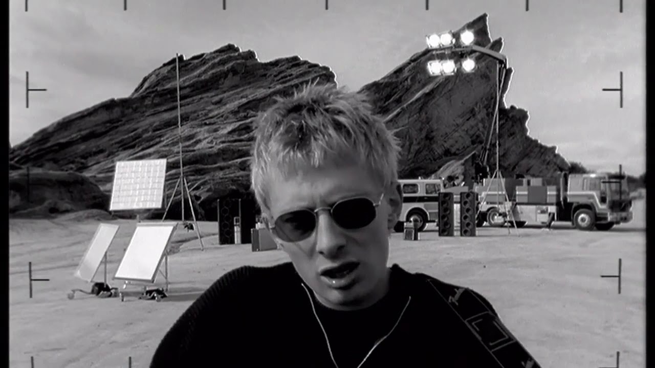 RadioheadHigh and Dry but it´s Losing My Religion YouTube