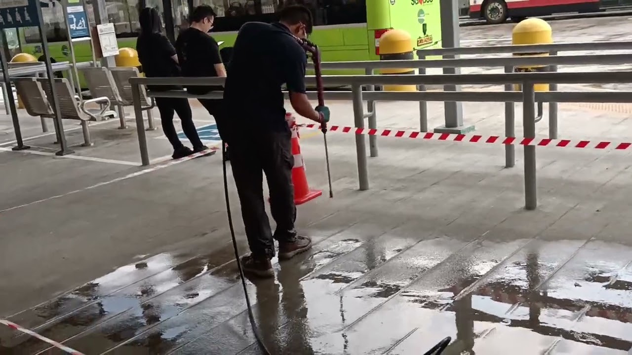 (TTS X GPW) Gazing Power Wash In Action @ Sembawang Bus Interchange (2)