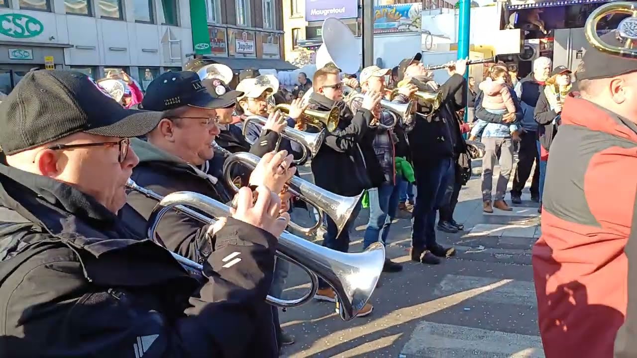 LA LOUVIÈRE 🇧🇪 Laetare 2025 (12)