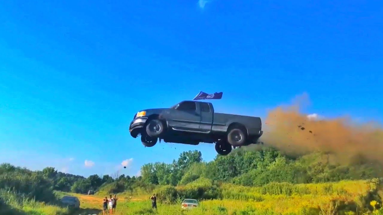 Ford F150 XLT Epic TRUCK 4X4 JUMP!!! YouTube