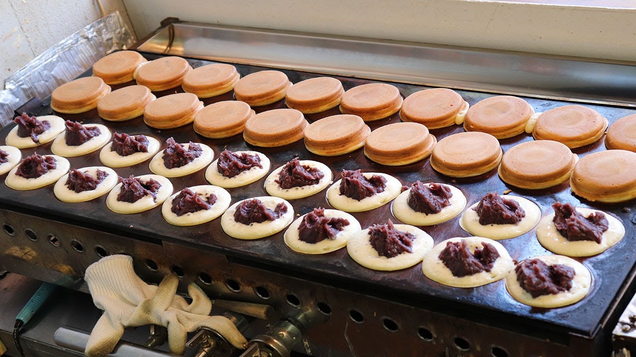 Japanese street food 回転焼きの作り方　わらび餅