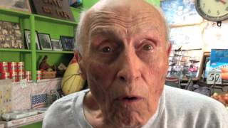 At 91, Brooklyn Grocer's Fresh Fruit, Old Shop