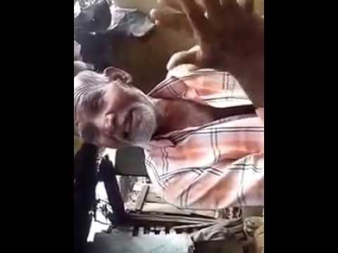 funny-indian-old-man-singing-hindi-song