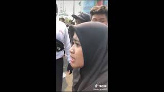 moment lucu sampai uwu uwuan di demo tolak omnibuslaw part 1