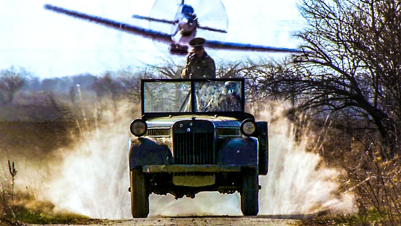 Deutscher Kübelwagen gegen britischen Curtiss Mohawk | Company of Heroes | German Deutsch Clip