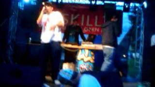 UL-Farma - Ve městě live on SKILLZ 2010
