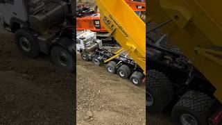 whoa thats a big dump truck