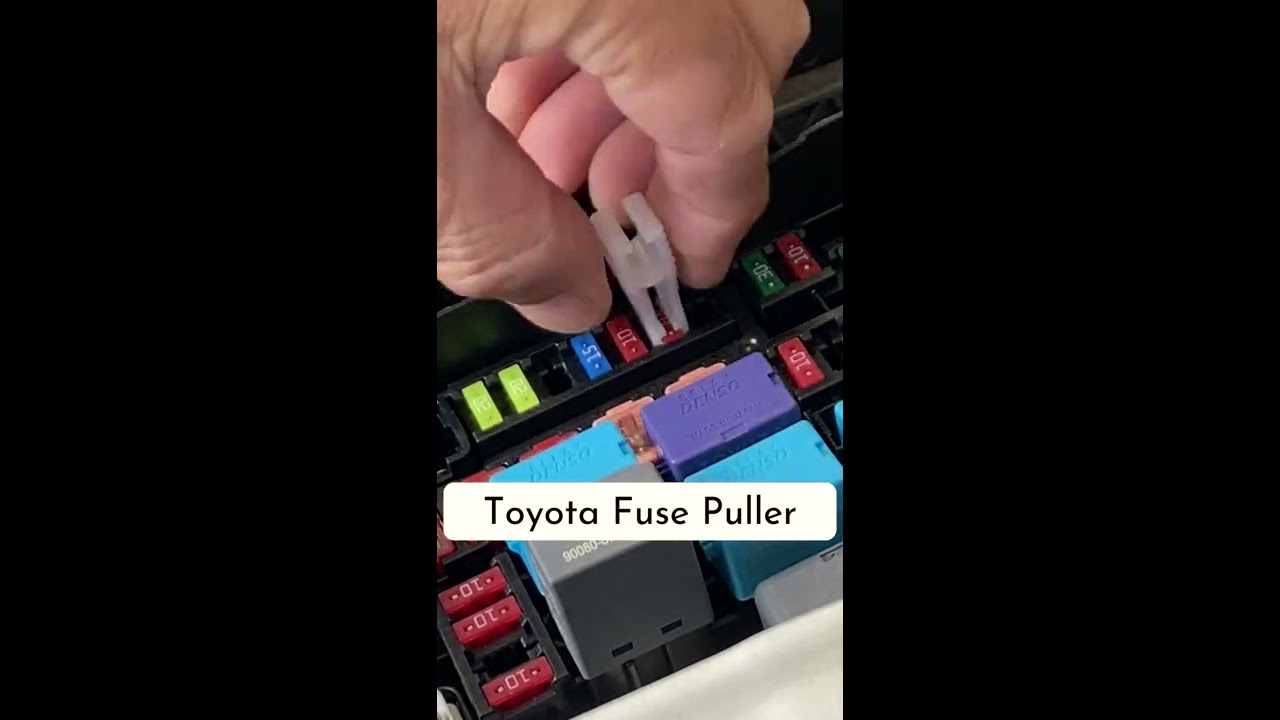 Toyota Fuse Puller