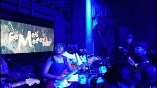 The Dare - Semeti Medley (Live at Darderdor)