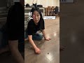 Mum makes Gonggi look easy 😲            🎥: TikTok / yebaneee