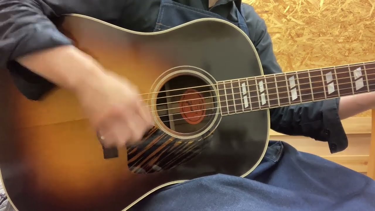 2021年製Gibson 1942 Banner Southern Jumbo - YouTube