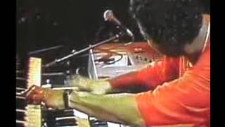 Carlos Santana