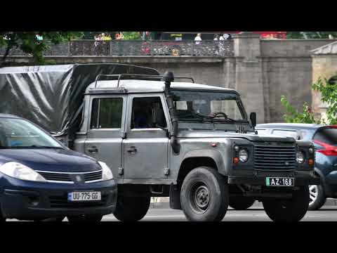 Почему на военных машинах чёрные автомобильные номера