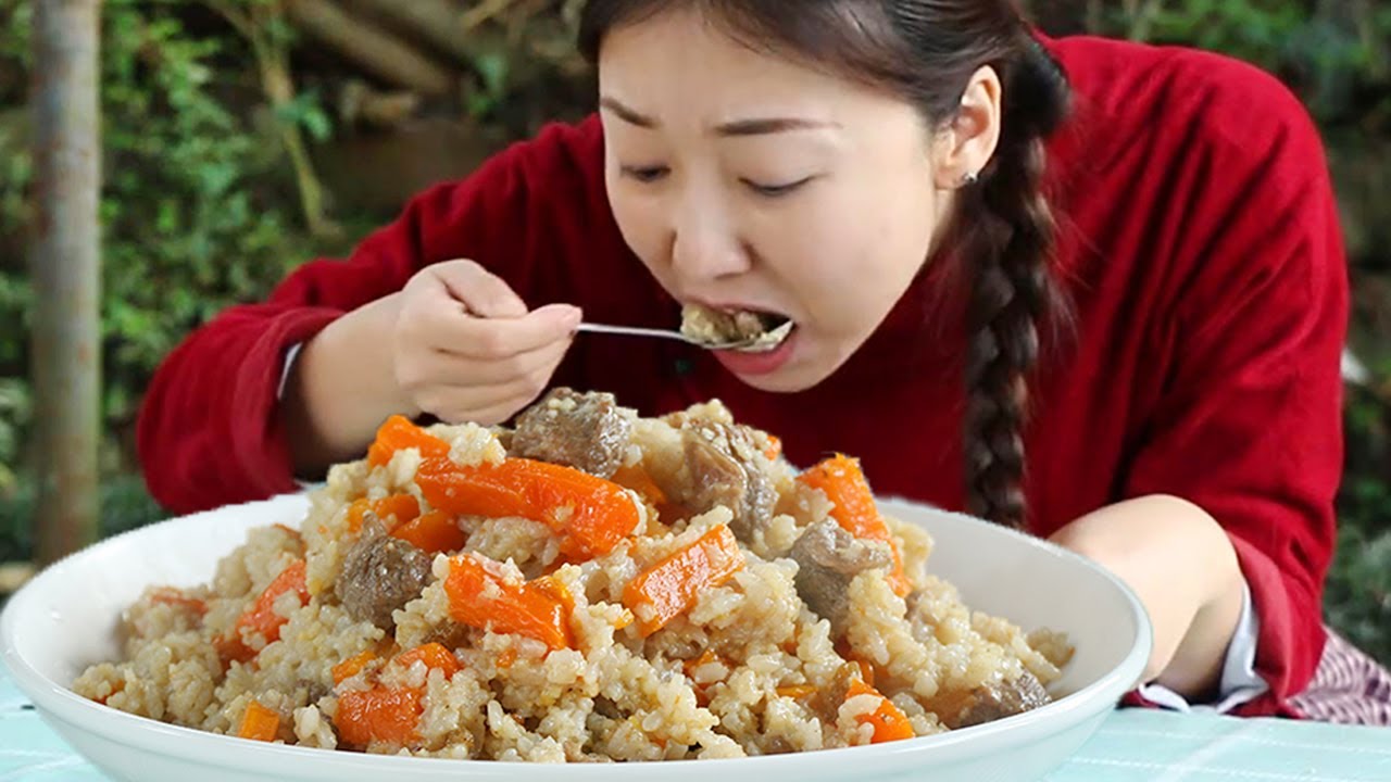 新疆 手抓羊肉飯 小雨一次成功 油潤的米飯大塊的羊肉 過癮 市民朱小雨 Youtube
