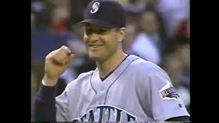 2001  MARINERS 4-25-01 (5-7)