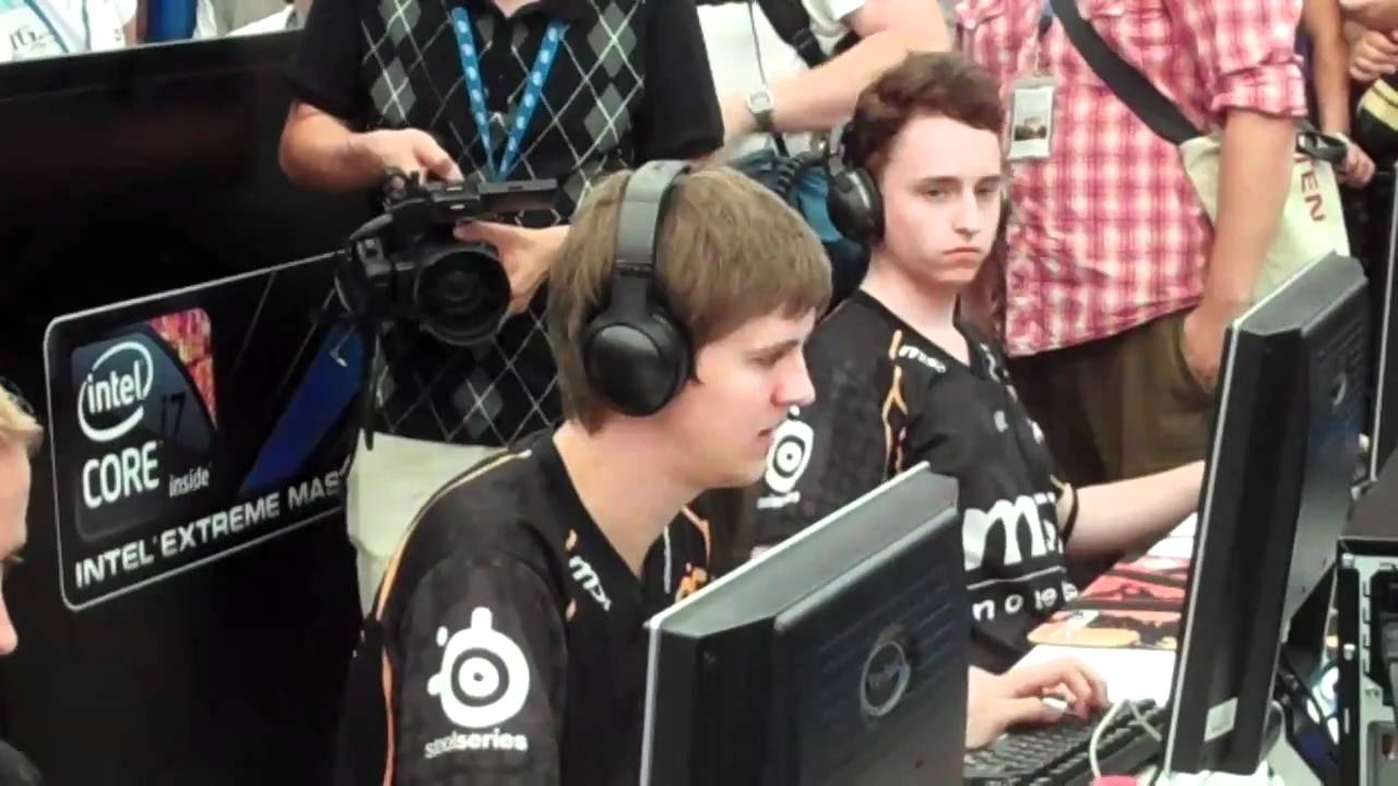 FnaticMSI.cArn and the boys at IEM Shanghai 2010