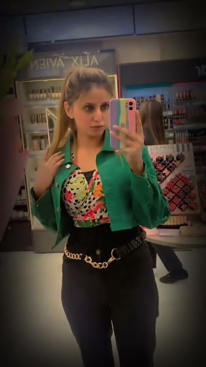 Farah Rajpoot Tiktok Viral Video #youtubeshorts #beautifulgirl #tiktok #favouritemall
