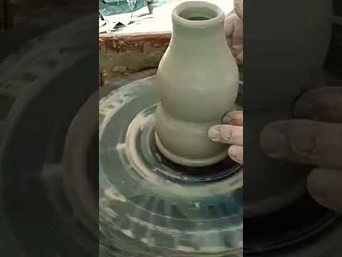 Making a pottery