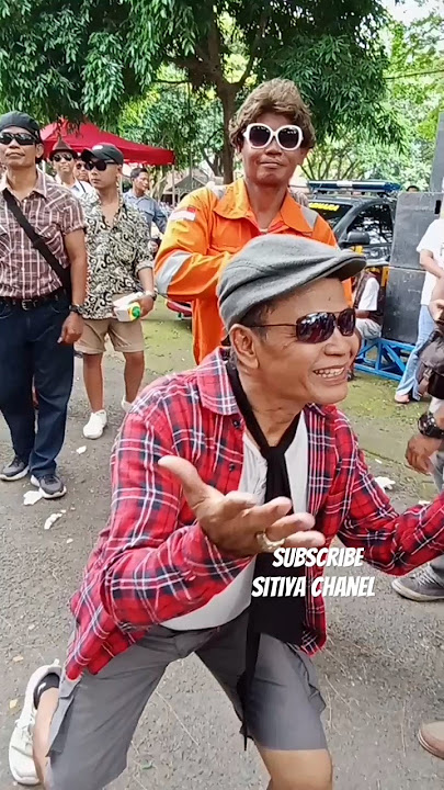 Joss kostum jadulnya live ndayu park sragen #lorenzamusik #fyp #viralshorts