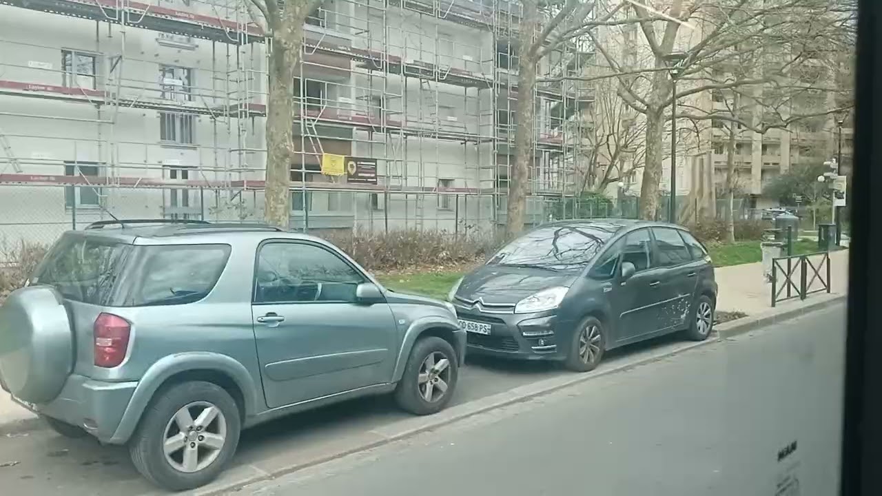 Bus 105 RATP - Man Lion's City 18 GNV Efficient Hybrid N°7846 Pte des Lilas --- Mairie des Pavillons