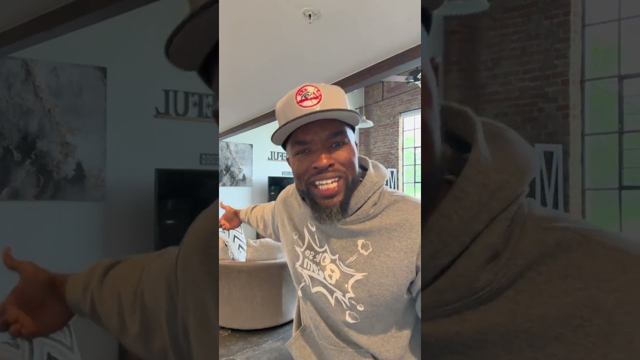 БЕЛЫЙ МАЛЬЧИК РИК ПРОСИТ ПОСТАВИТЬ КОГО-ТО ПОД ЗАЩИТУ БОЖЬЕГО!!!