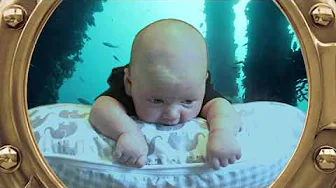 My month old baby chillin in the sea