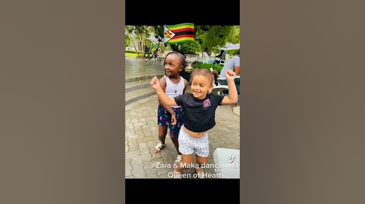 Dancing at Queen of Hearts Harare Zimbabwe 🇿🇼 | Zimbabwe Restaurant visit waiting for our food.