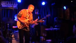 Video thumbnail of "Tbear and the dukes - medley Oslo bluesclub"